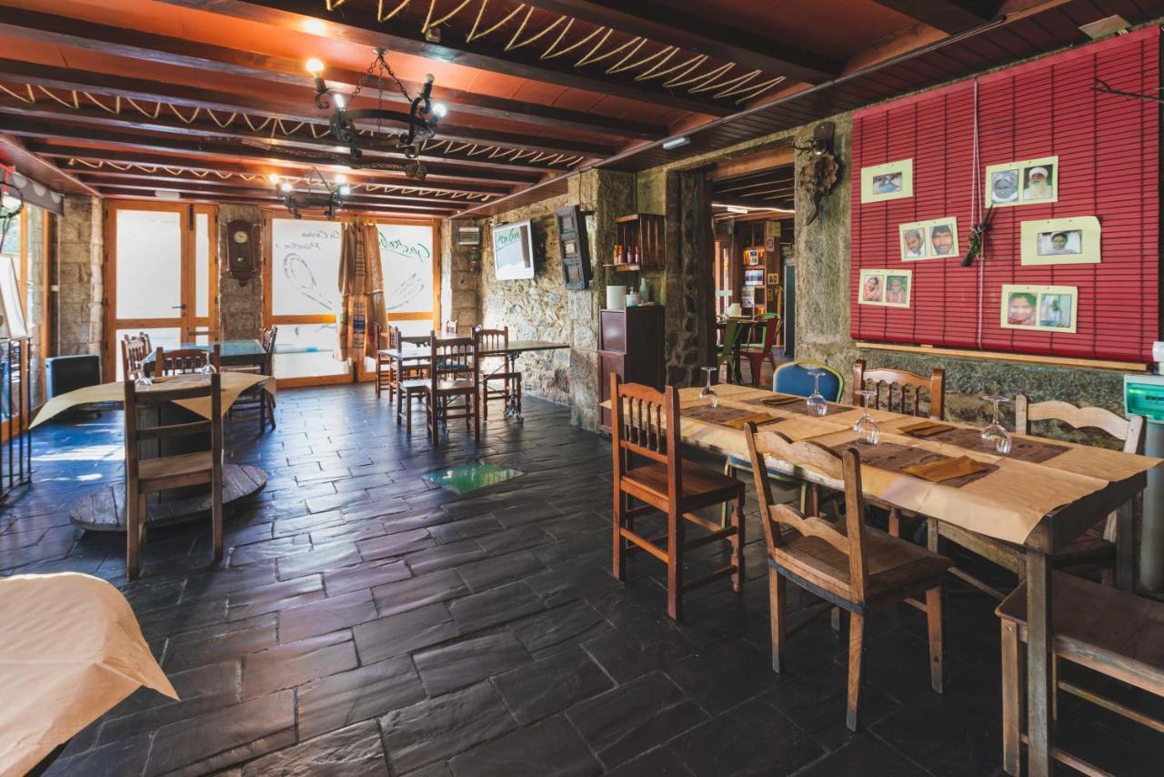 Hostal "Los Chanos El Ruso" Galende Exterior foto